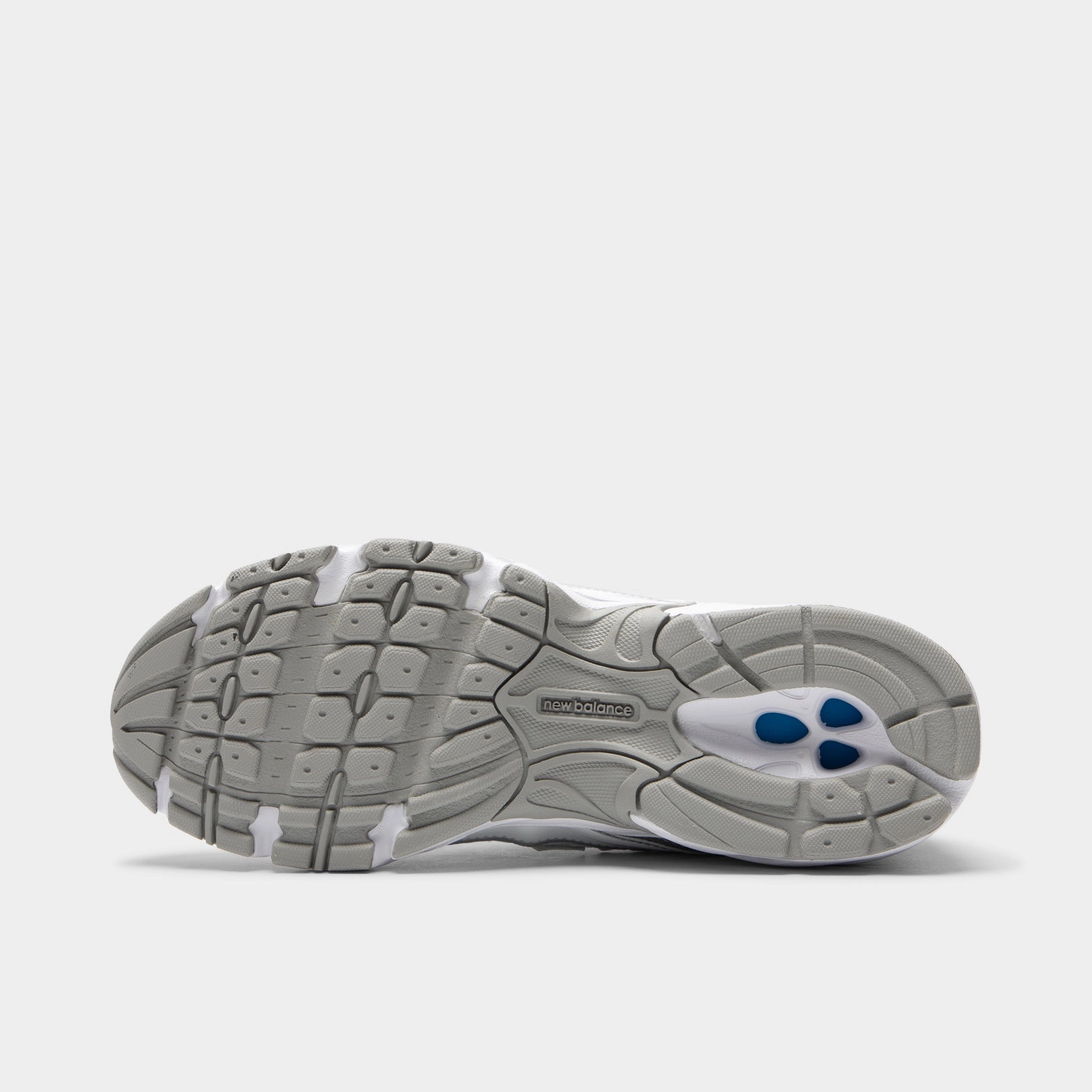 New Balance U740 / White / Silver Metallic