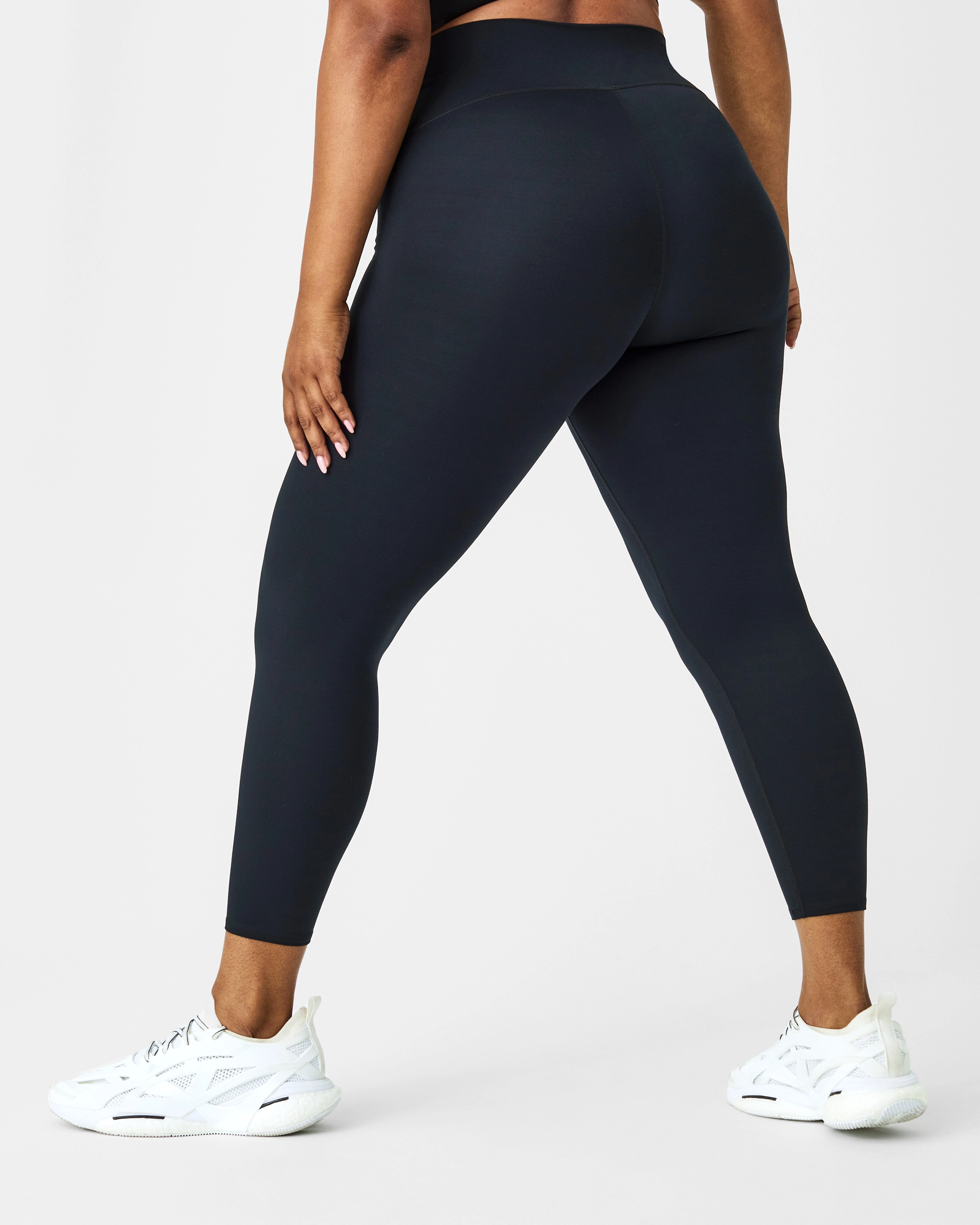 SPANXsmooth™ Soft and Smooth Active 7/8 Leggings